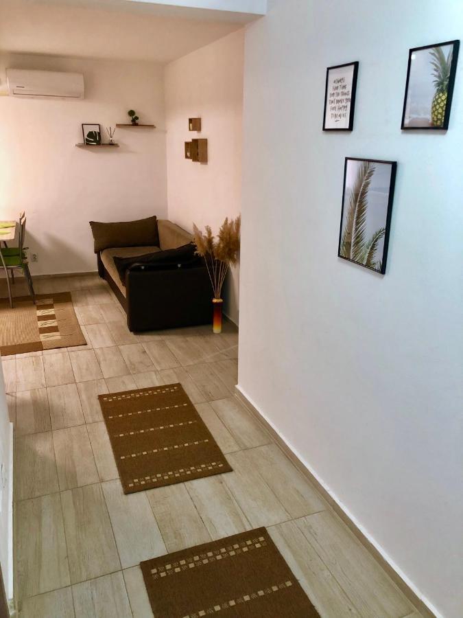 City Break Maya Apartment オラデア エクステリア 写真